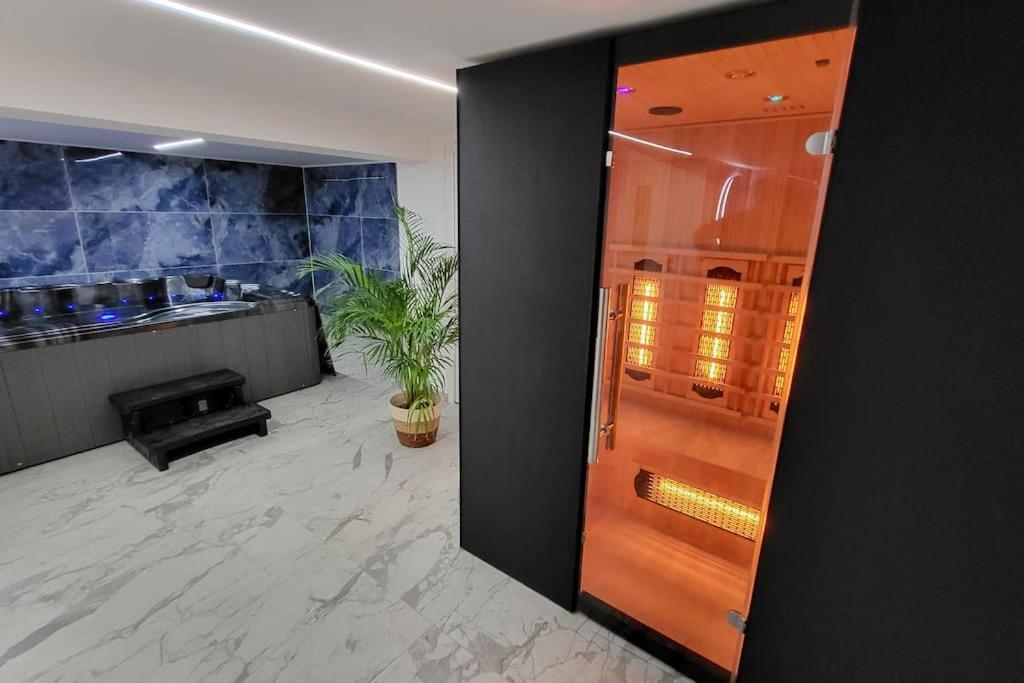 A O G Prestige Relax Max Spa Sauna Algolsheim Εξωτερικό φωτογραφία